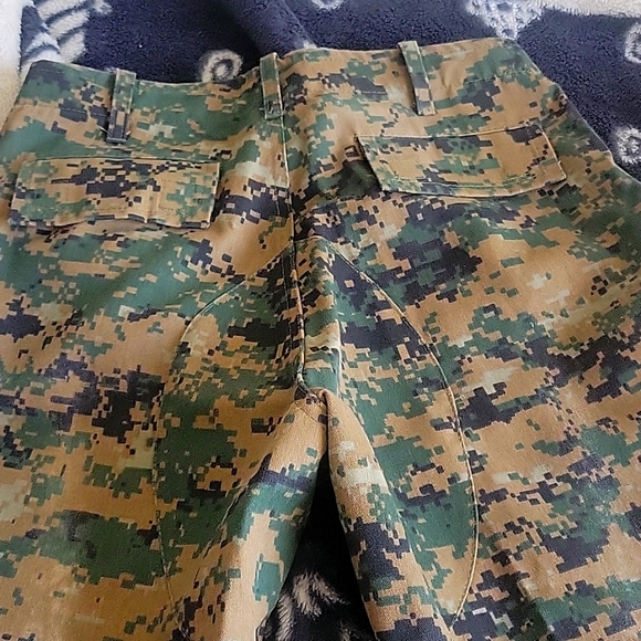 Camouflage cargo pants brand new size M mens - Picture 7 of 11